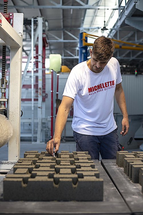 首页| G22恒峰集团中国官方网站